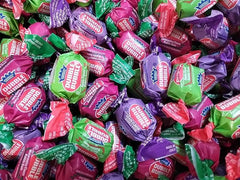 TheCandyCo Dubble Bubble front packaging showing colorful wrapped gum and weight