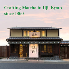 TSUJIRI decaf matcha powder close-up highlighting fine texture for smooth whisking