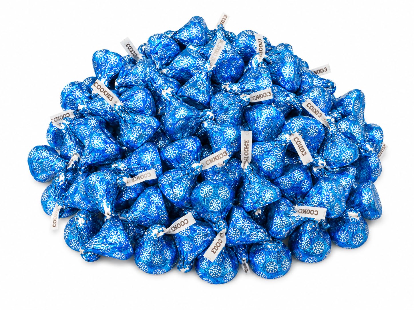 Tundras Hershey Kisses close-up of wrapper and surface texture, highlights creamy filling