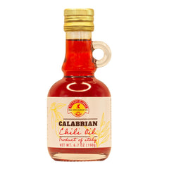 TUTTOCALABRIA front bottle showing chili-infused olive oil, enhances dishes instantly