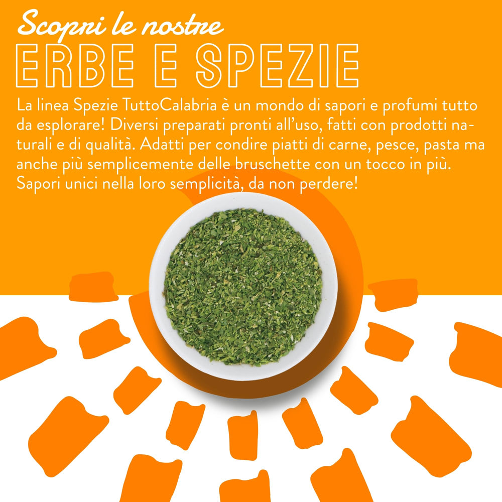 TUTTOCALABRIA ground chili flakes on a spoon for easy seasoning and shelf stability
