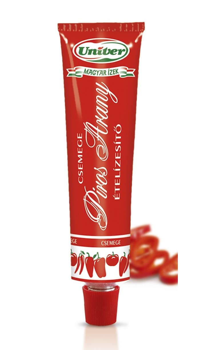 Univer Piros Arany jar front view showing label and 160 g size, highlighting authentic Hungarian quality