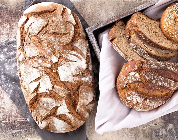 Measuring cup and kitchen scale with Unpretentious flour for accurate baking results