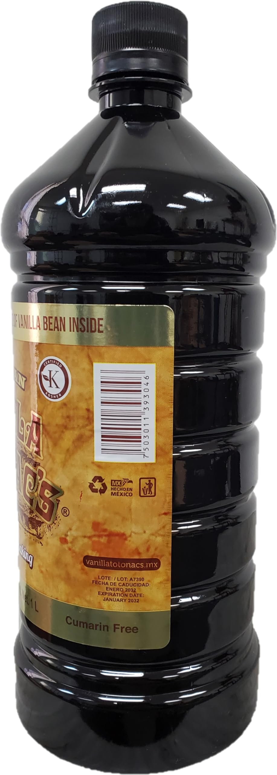 Vanilla Totonacs with vanilla beans and extract highlighting natural sourcing benefit