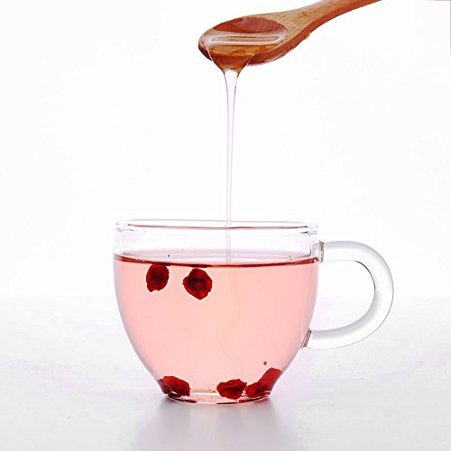wananfu dried berries on spoon for scale showing portion size guidance
