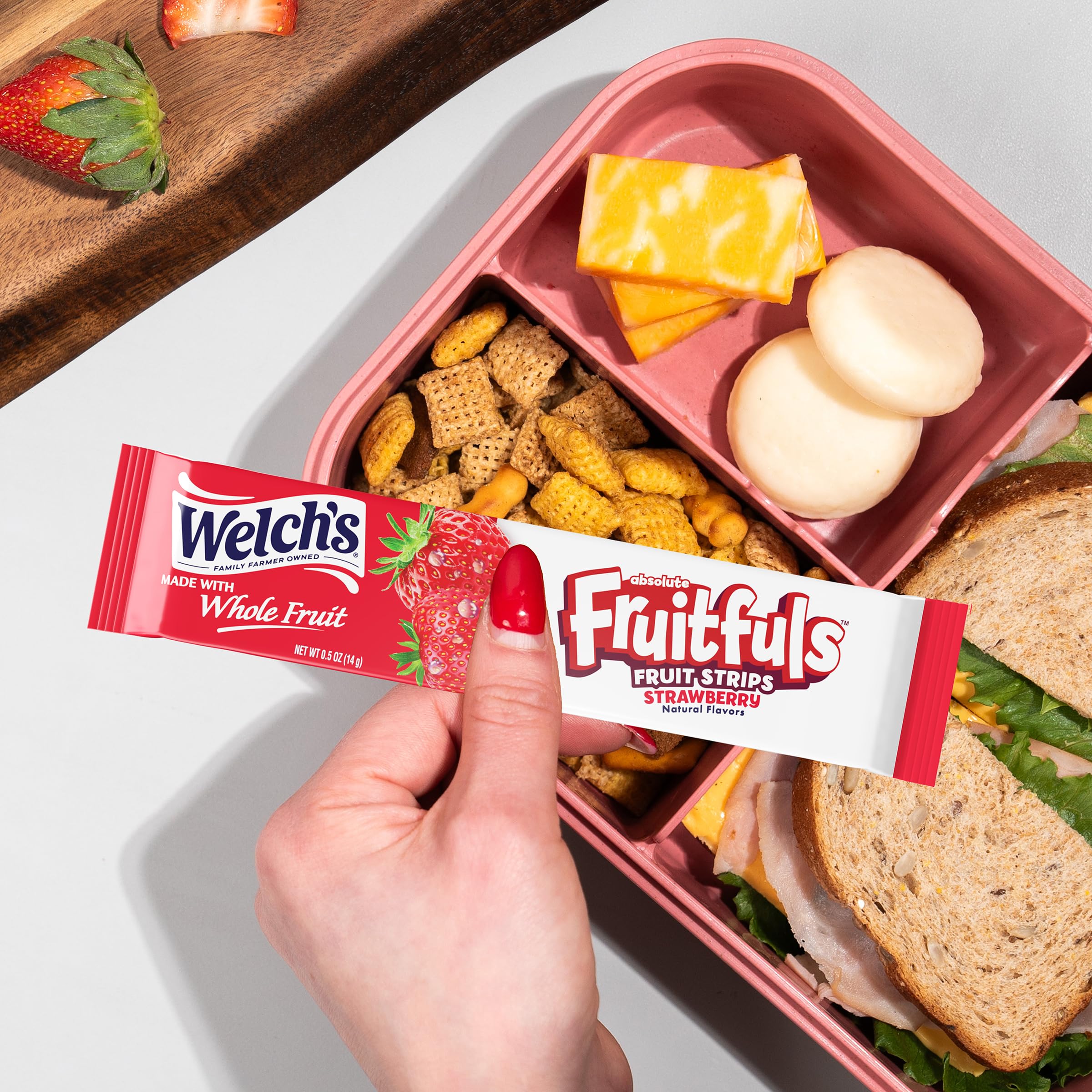 Welch's individually wrapped strip emphasizing convenience for lunches