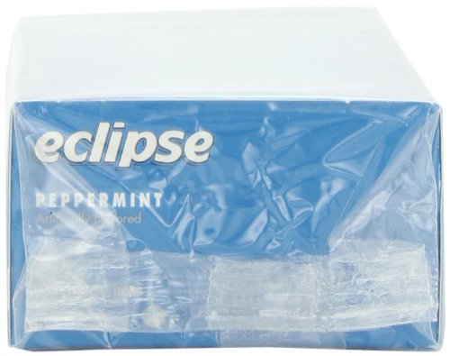 Wrigley's Eclipse close-up of mint tablet texture highlighting strong peppermint flavor