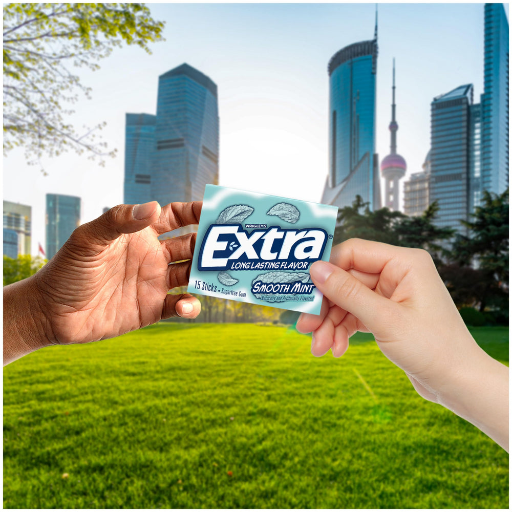 WRIGLEY'S EXTRA close-up of gum stick texture emphasizing smooth mint mouthfeel