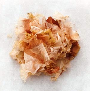 yamaki bowl of dashi made with flakes showing rich umami and clear broth