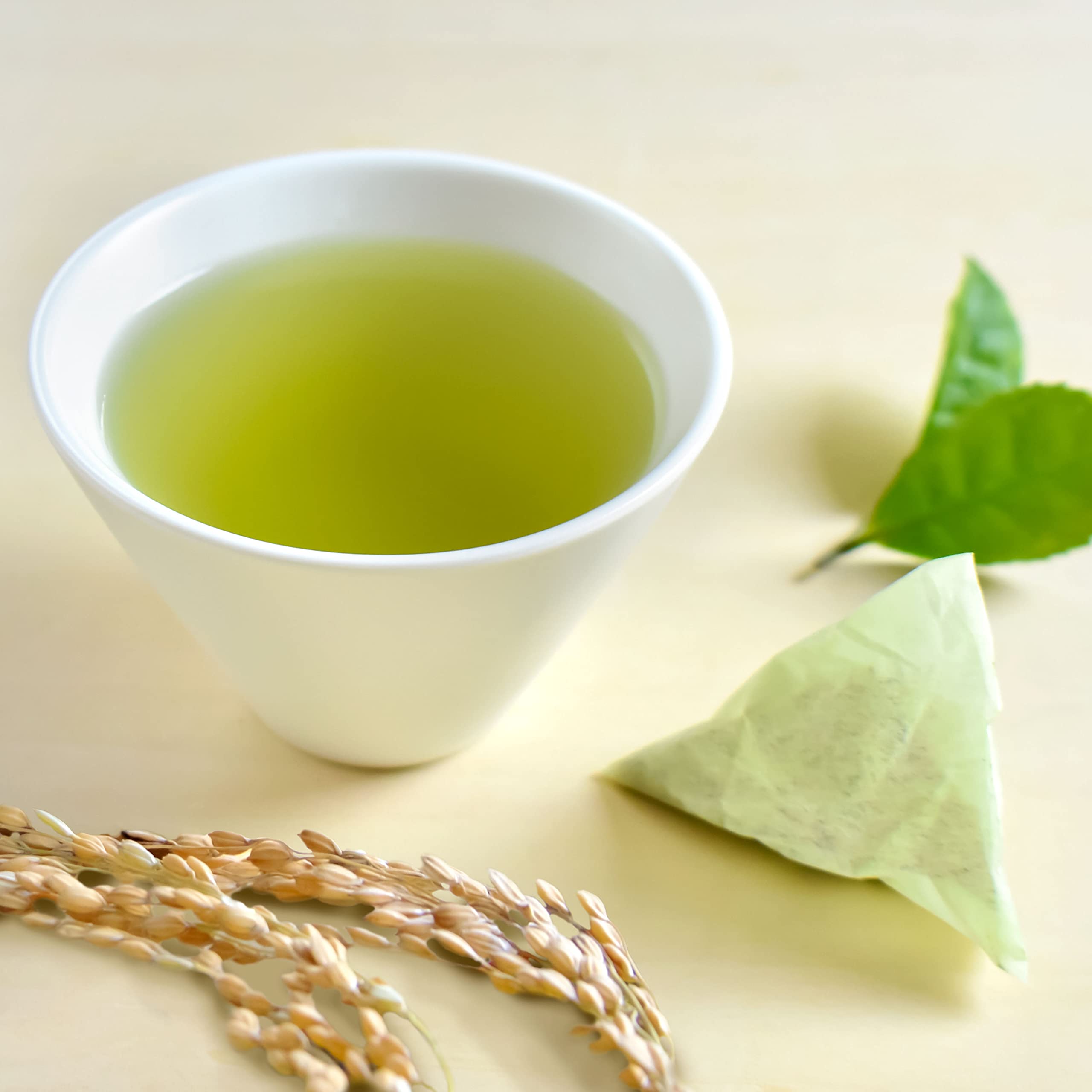 YAMASAN KYOTO UJI tea bag close-up highlighting fine matcha infusion