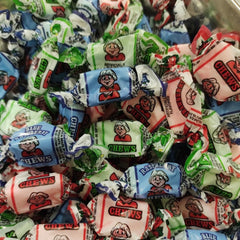 YANKEETRADERS front packaging showing 2 lb bulk bag and assorted flavors for parties