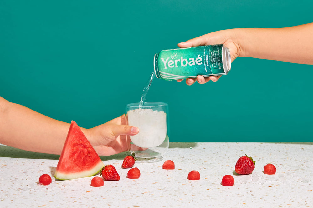 YERBAÉ poured into chilled glass showing fizzy, fruity refreshment benefit