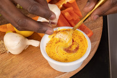 Zaffrus ground saffron powder close-up texture showing fine grind and easy dispersion