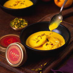 Zaran Saffron spoon measuring threads illustrating precise portioning
