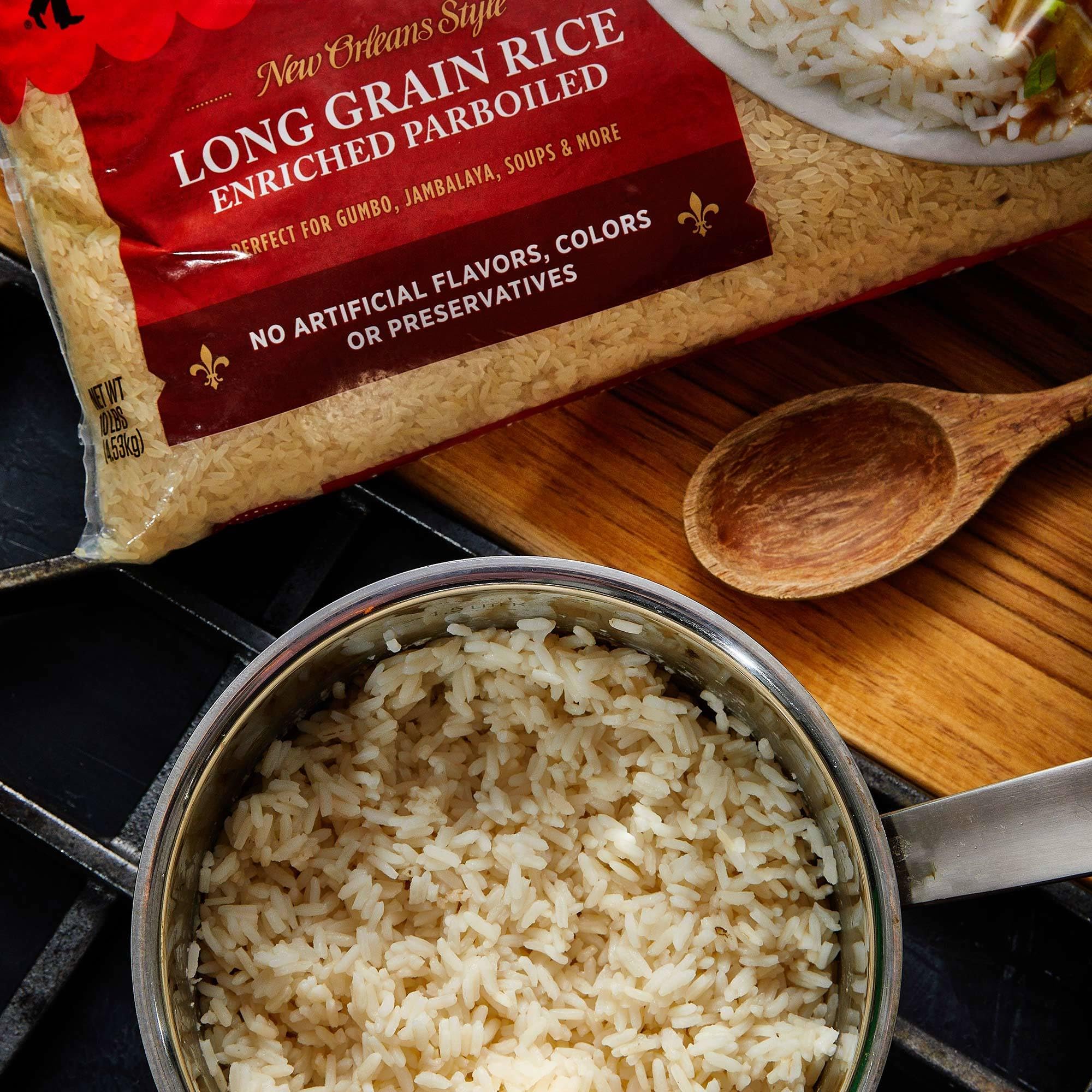 Zatarain's cooked rice in a bowl illustrating fluffy separate grains benefit